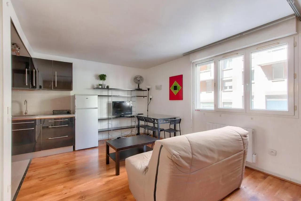 Studio With Parking Close To Metro And Tramway Διαμέρισμα Λυών Γαλλία